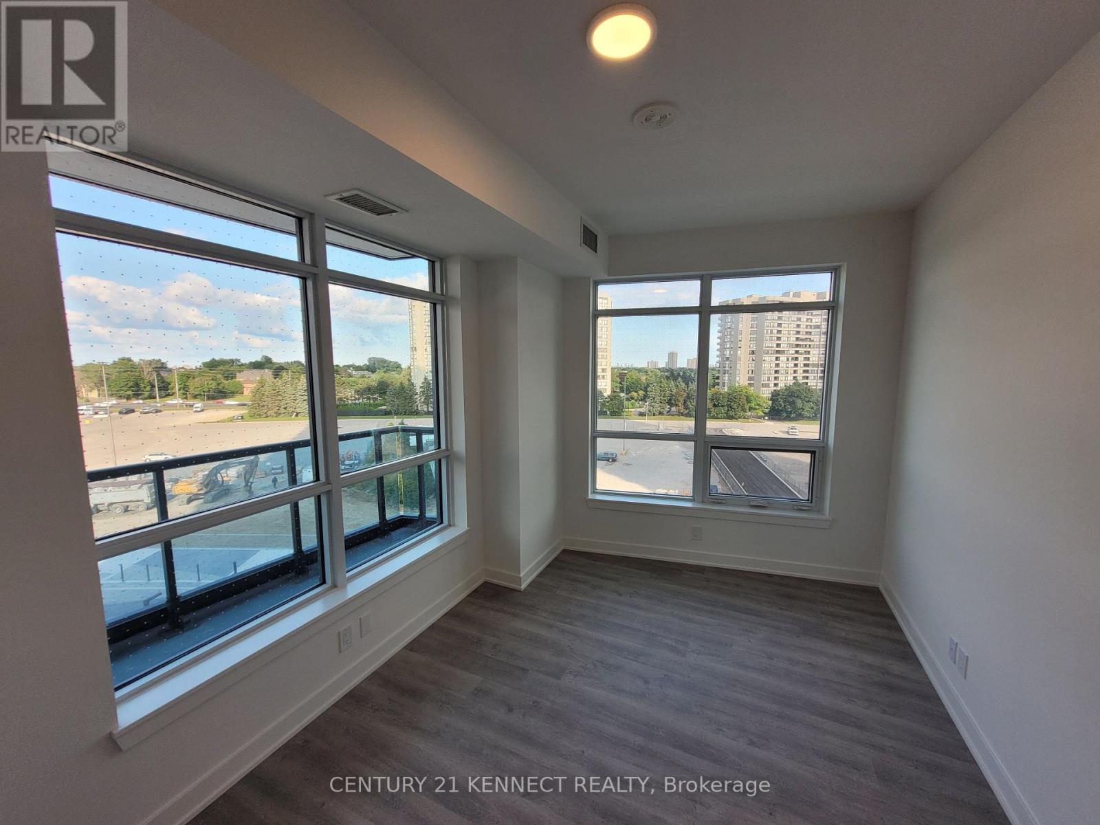 B-432 - 50 Upper Mall Way, Vaughan (brownridge), Ontario