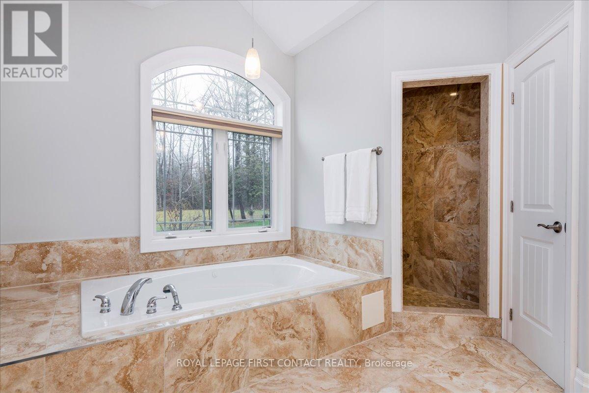 3500 Crescent Harbour Road, Innisfil, Ontario