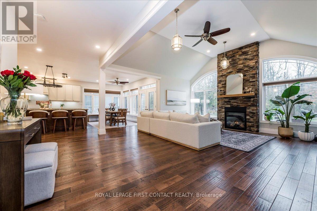 3500 Crescent Harbour Road, Innisfil, Ontario