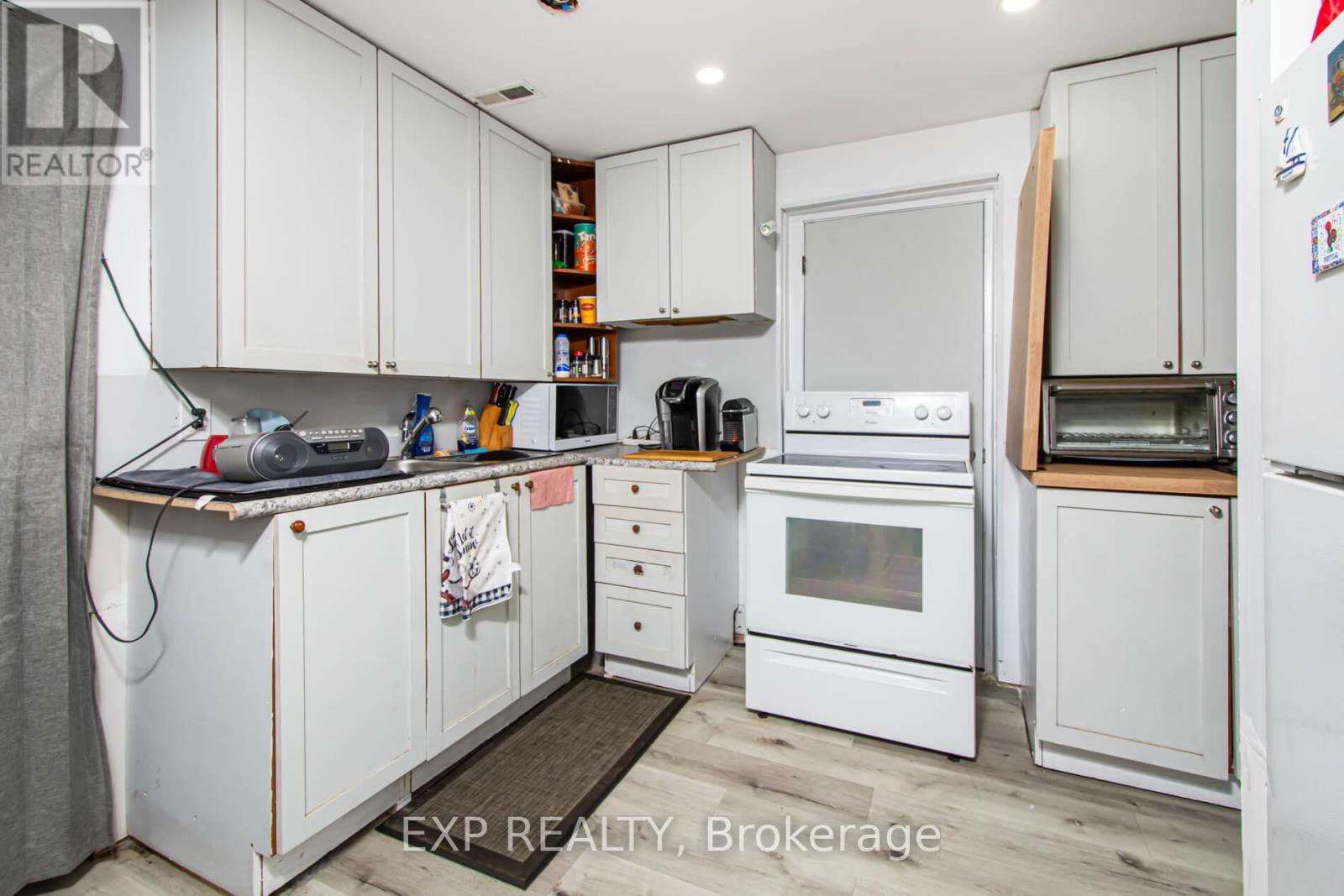 78 Sunset Trail, Toronto (humberlea-pelmo Park), Ontario