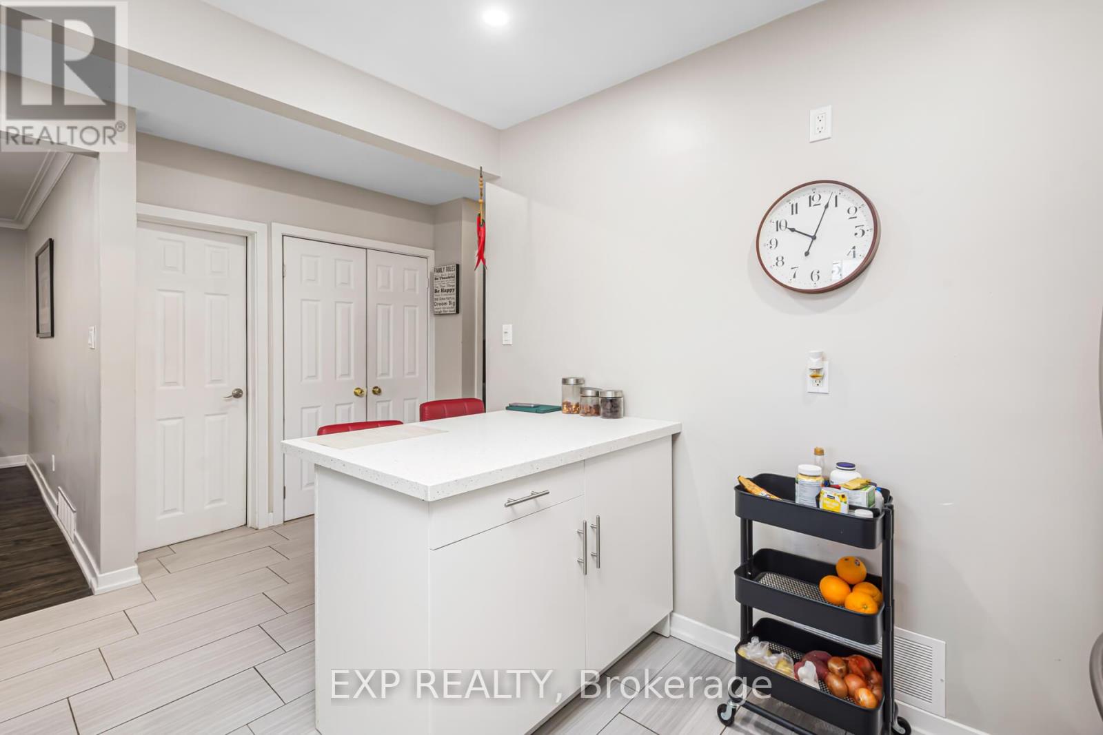 78 Sunset Trail, Toronto (humberlea-pelmo Park), Ontario