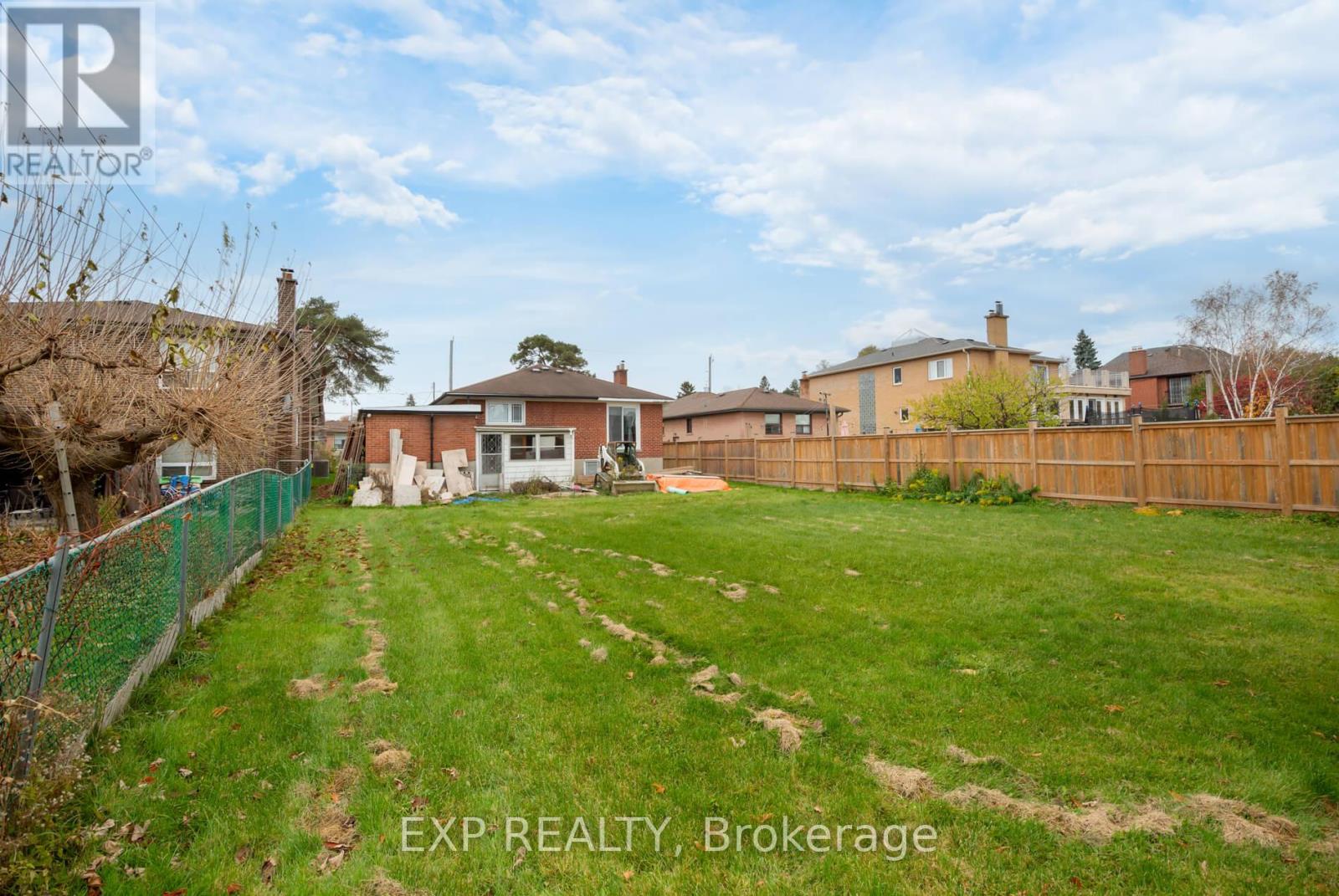 78 Sunset Trail, Toronto (humberlea-pelmo Park), Ontario