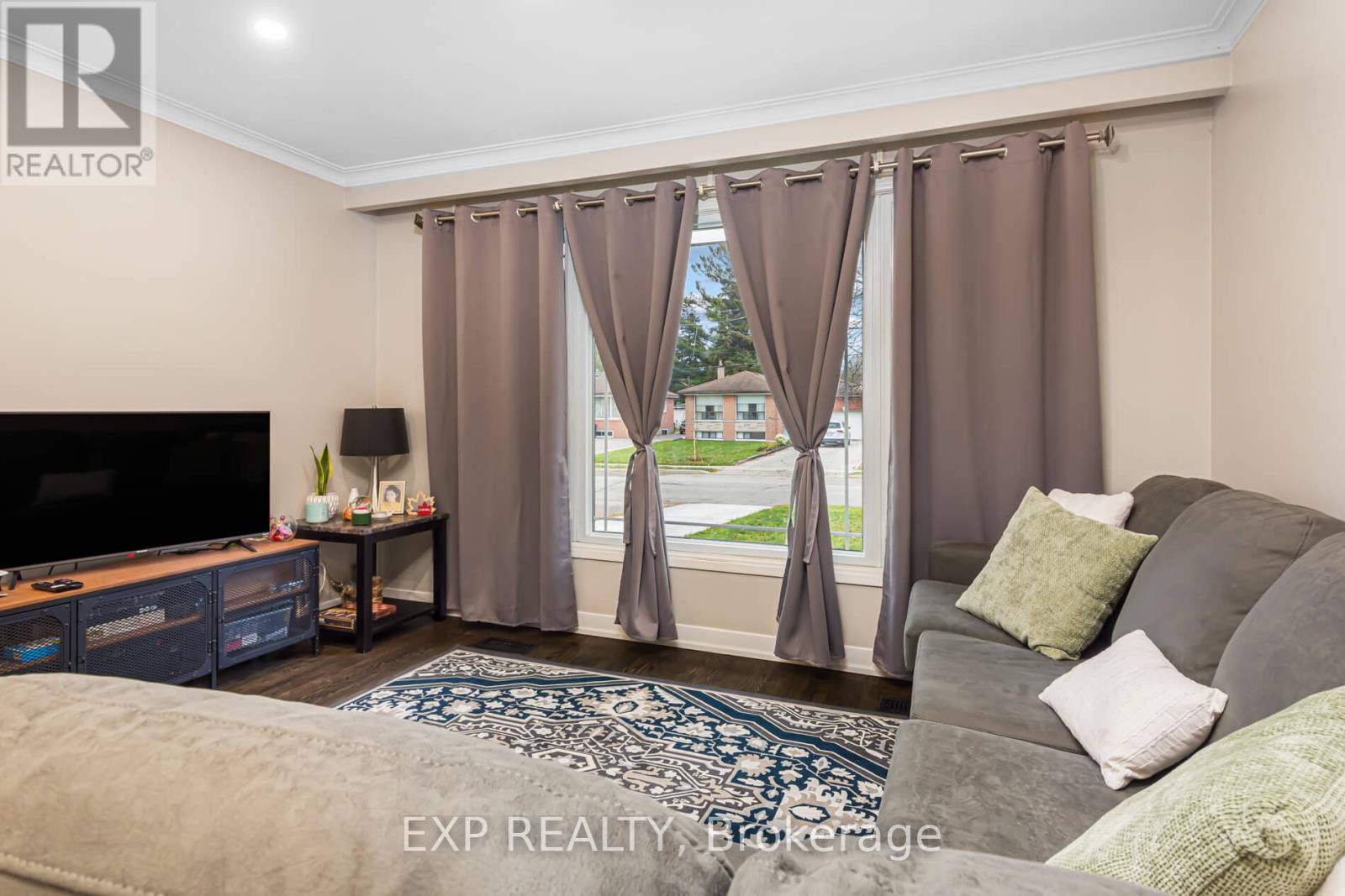 78 Sunset Trail, Toronto (humberlea-pelmo Park), Ontario