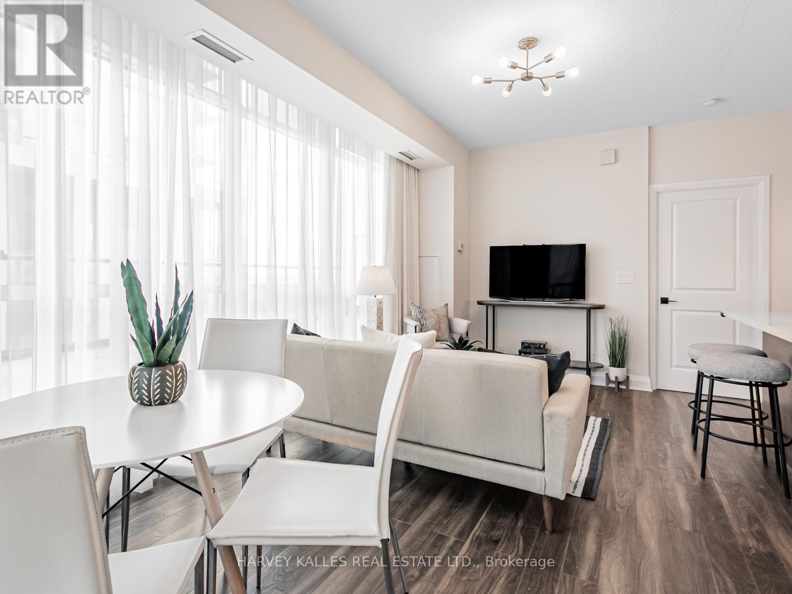 303 - 1185 The Queensway Avenue, Toronto (islington-city Centre West), Ontario