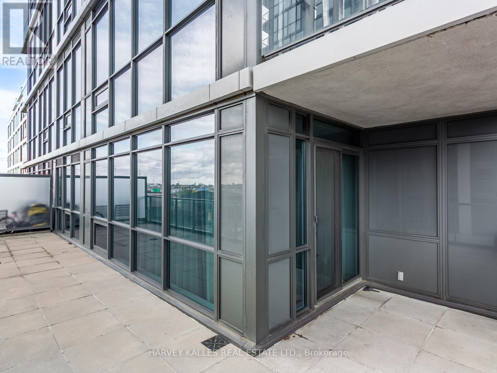 303 - 1185 The Queensway Avenue, Toronto (islington-city Centre West), Ontario