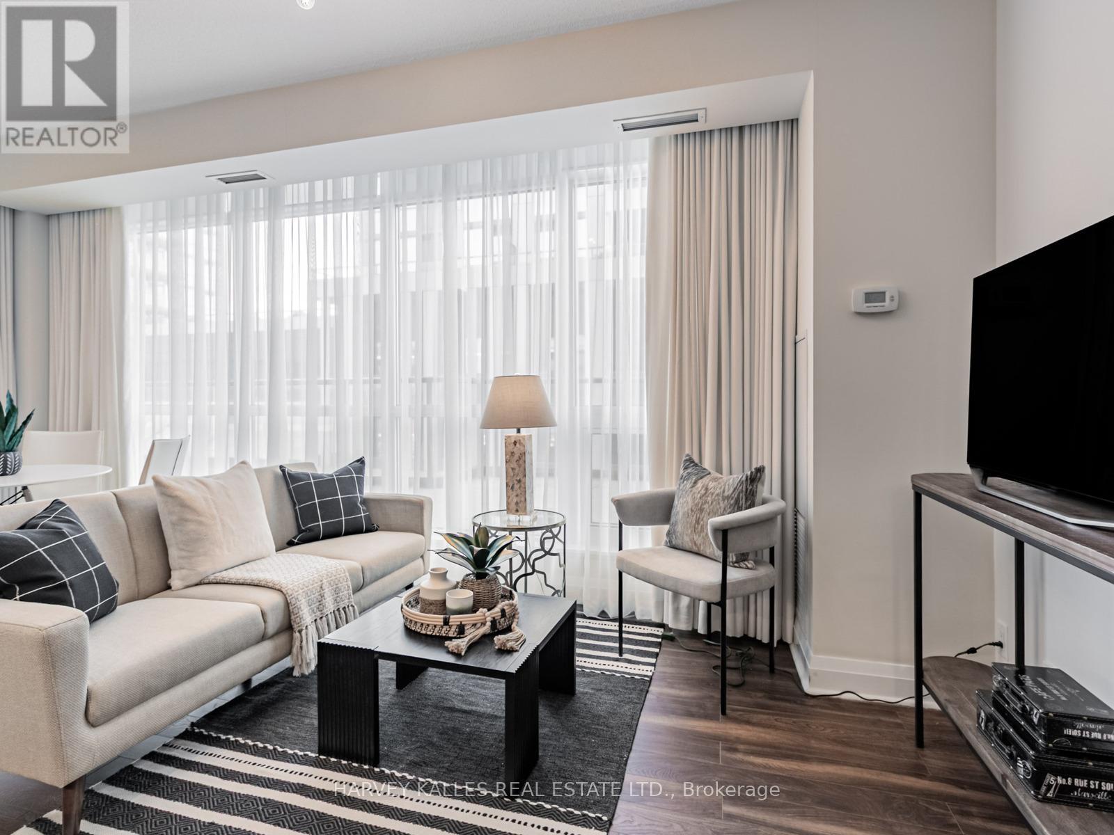 303 - 1185 The Queensway Avenue, Toronto (islington-city Centre West), Ontario