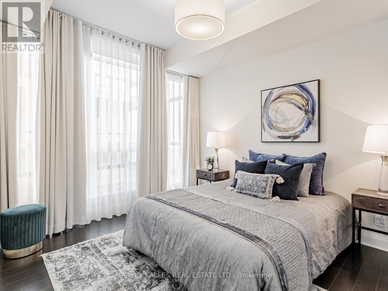 303 - 1185 The Queensway Avenue, Toronto (islington-city Centre West), Ontario