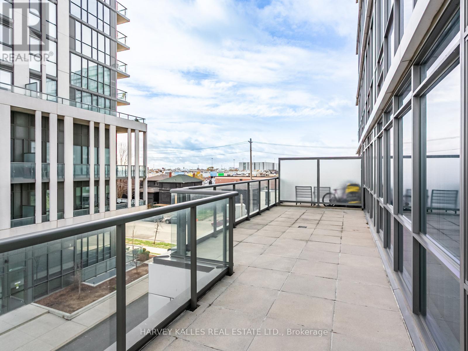 303 - 1185 The Queensway Avenue, Toronto (islington-city Centre West), Ontario