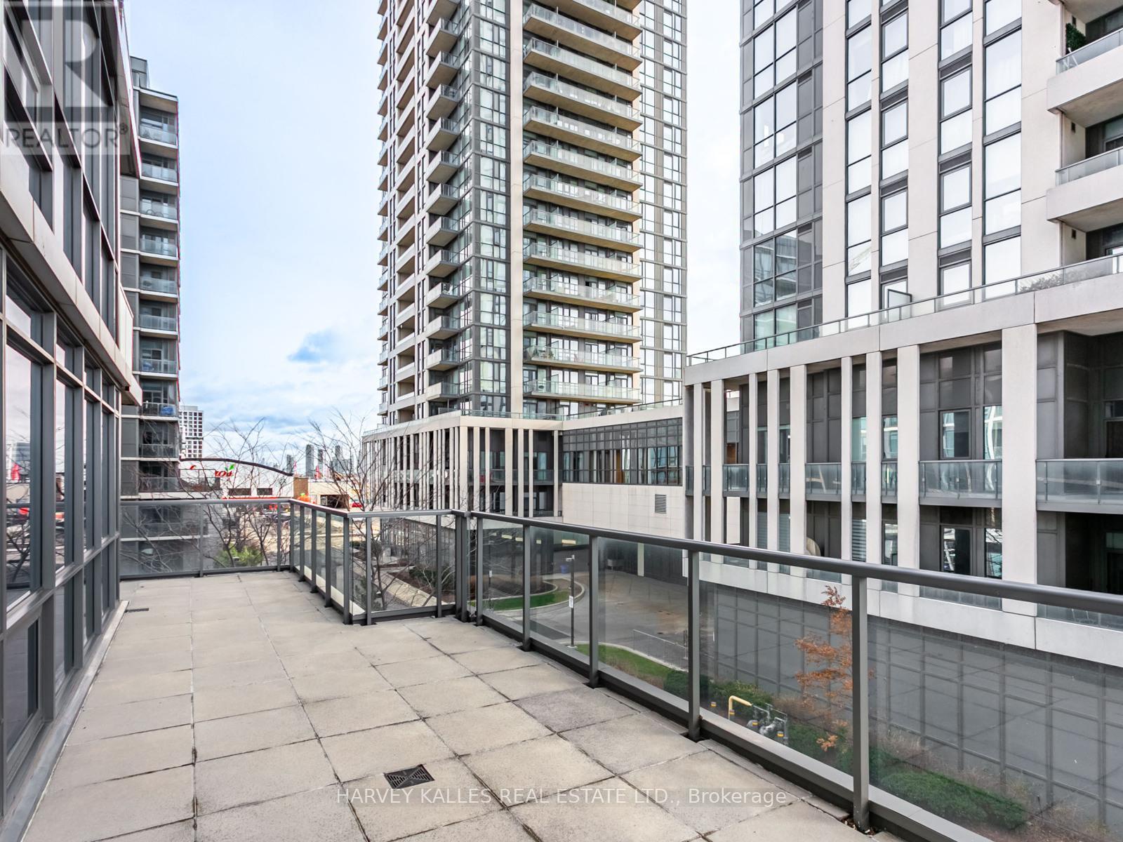 303 - 1185 The Queensway Avenue, Toronto (islington-city Centre West), Ontario