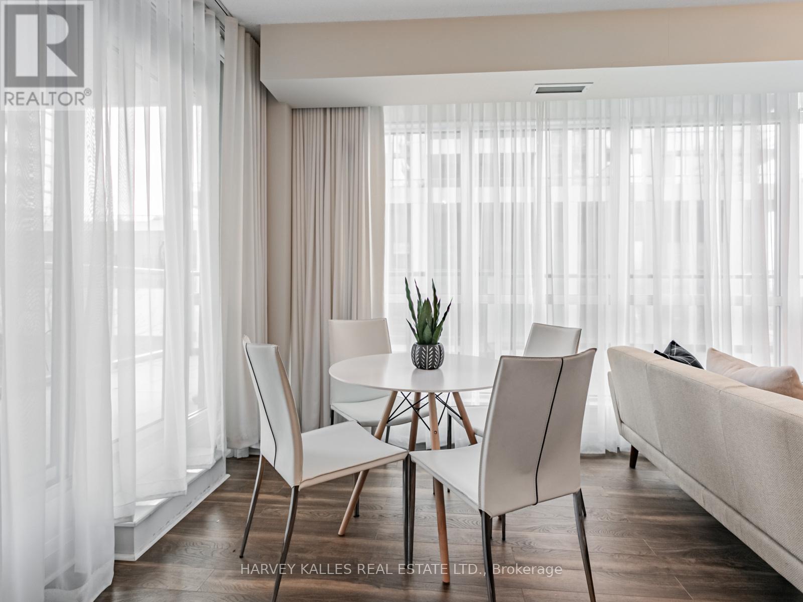 303 - 1185 The Queensway Avenue, Toronto (islington-city Centre West), Ontario