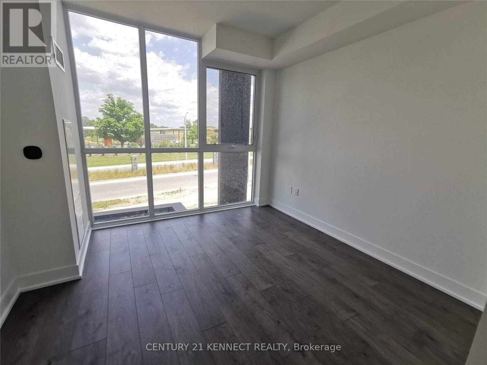 Th 3 - 60 George Butchart Drive, Toronto (downsview-roding-cfb), Ontario