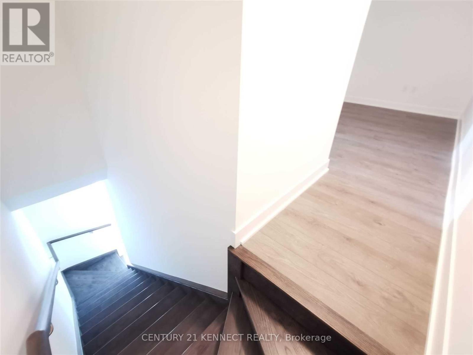 Th 3 - 60 George Butchart Drive, Toronto (downsview-roding-cfb), Ontario