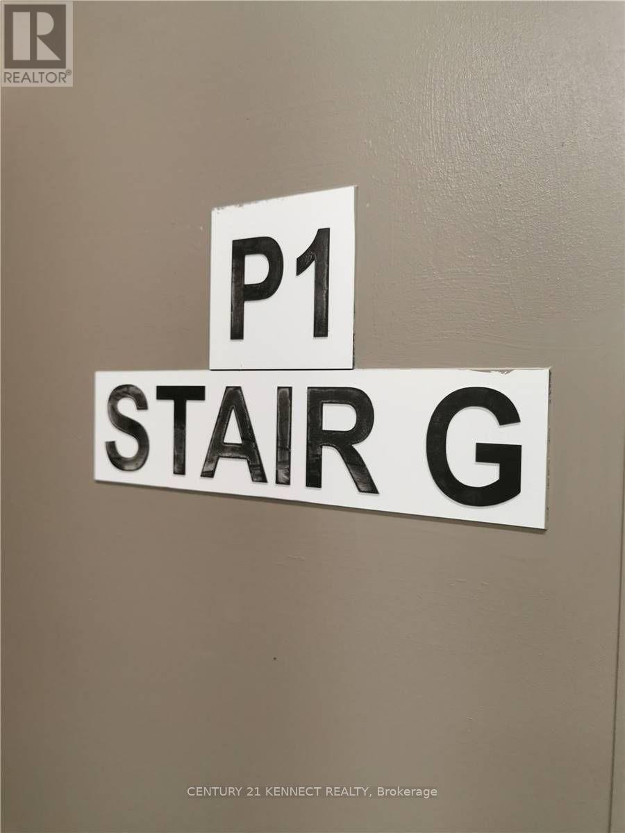 Th 3 - 60 George Butchart Drive, Toronto (downsview-roding-cfb), Ontario