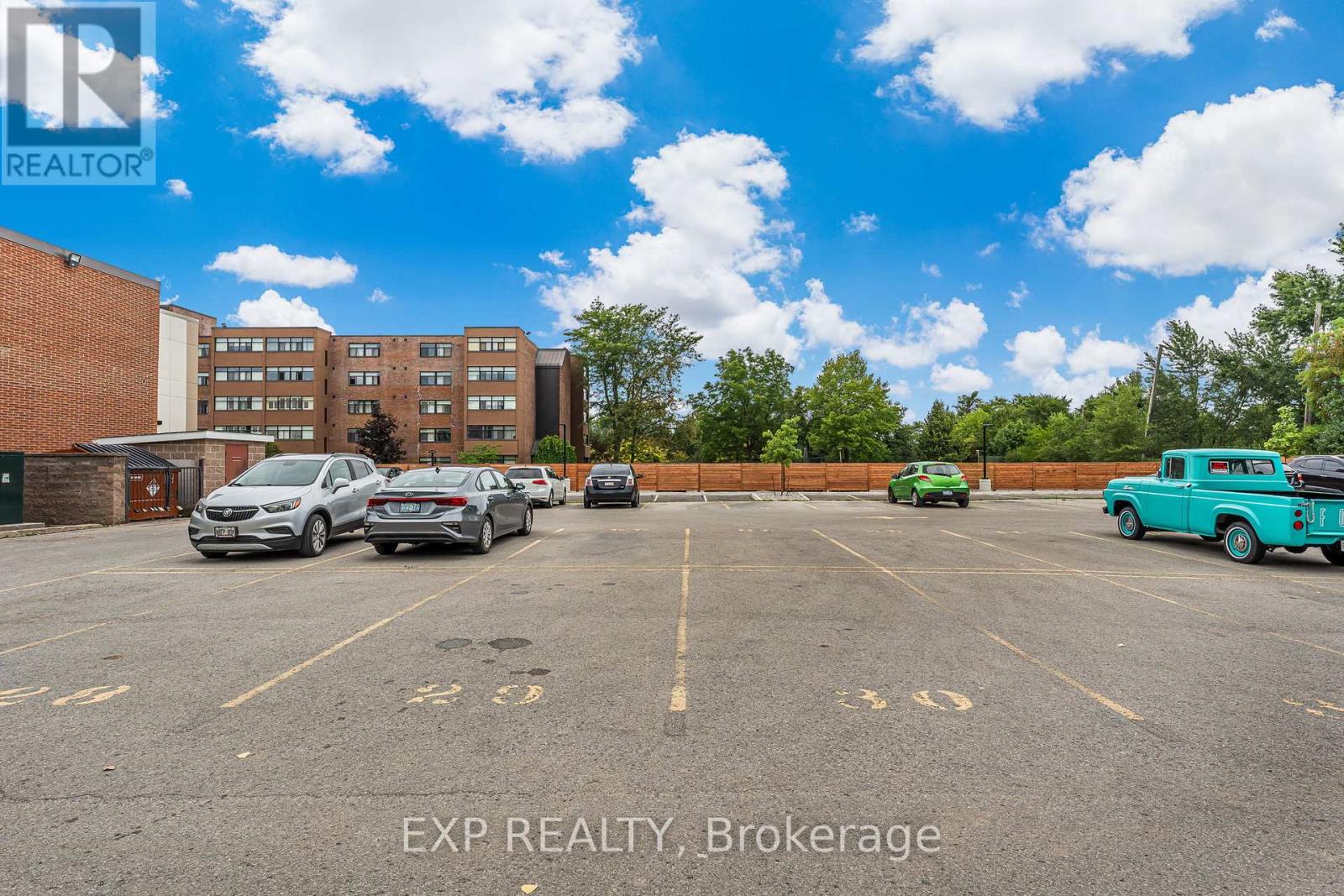 301 - 264 Oakdale Avenue, St. Catharines (oakdale), Ontario