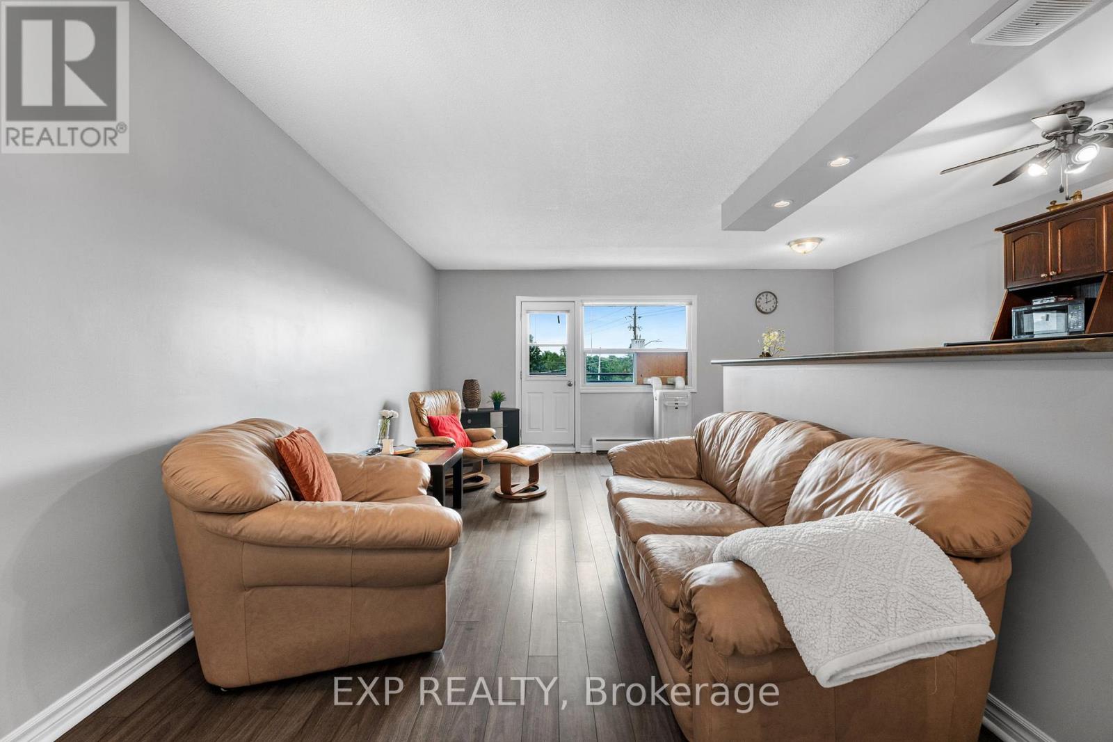 301 - 264 Oakdale Avenue, St. Catharines (oakdale), Ontario