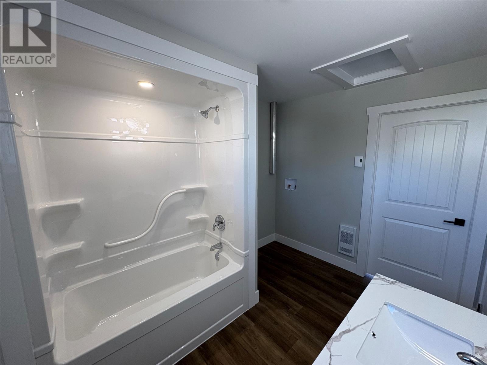 2 Water Street, Embree, Newfoundland And Labrador