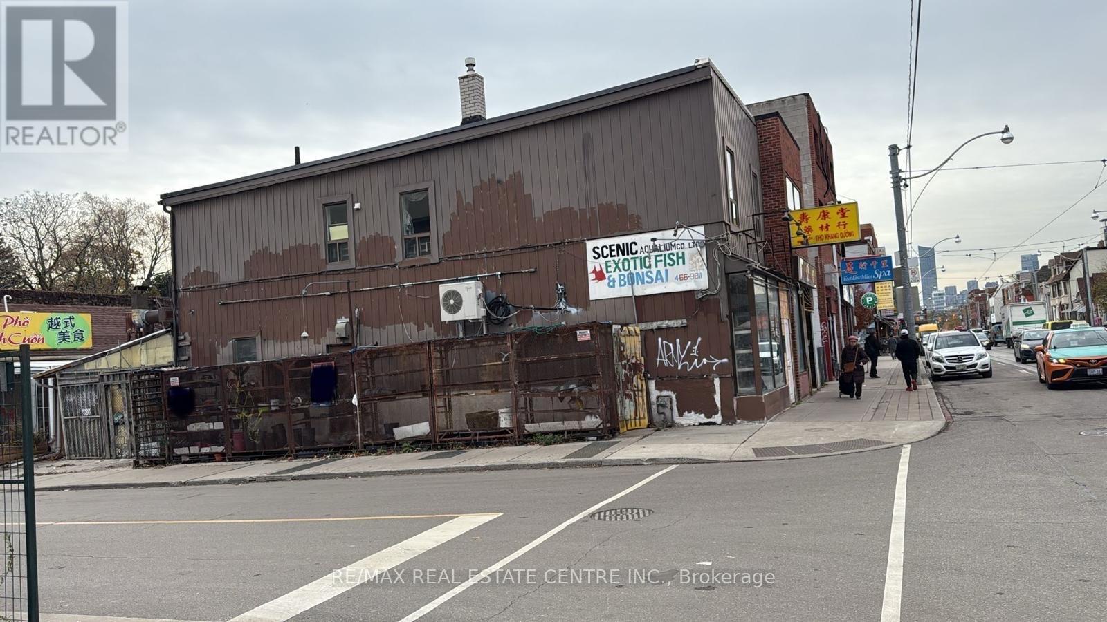 673 Gerrard Street E, Toronto (south Riverdale), Ontario