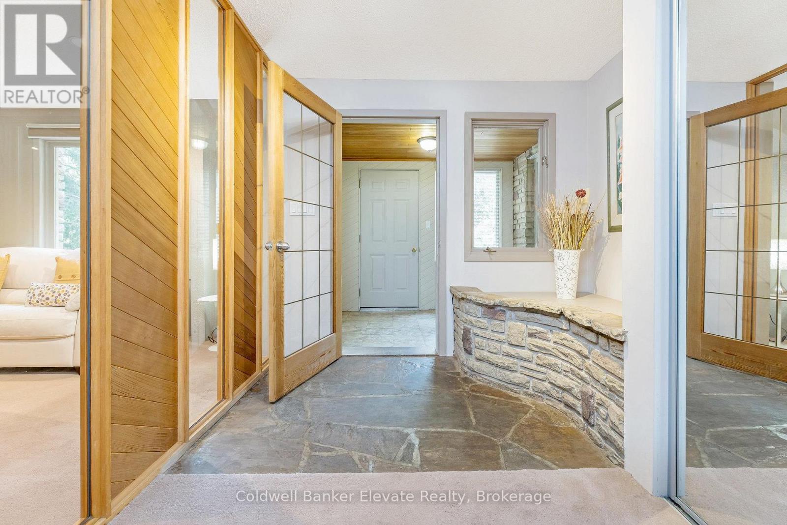 8 Ann Street, Halton Hills (georgetown), Ontario