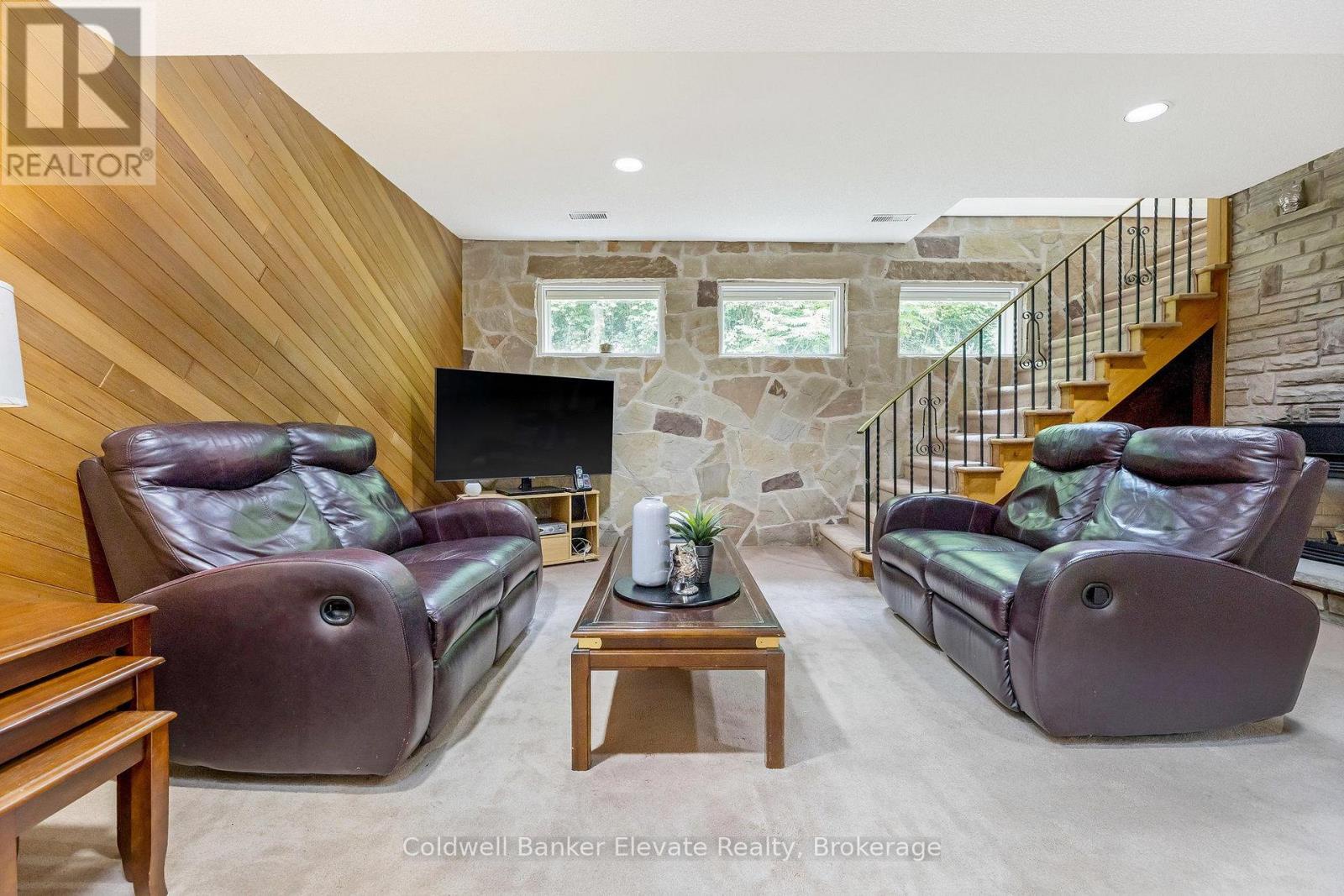 8 Ann Street, Halton Hills (georgetown), Ontario