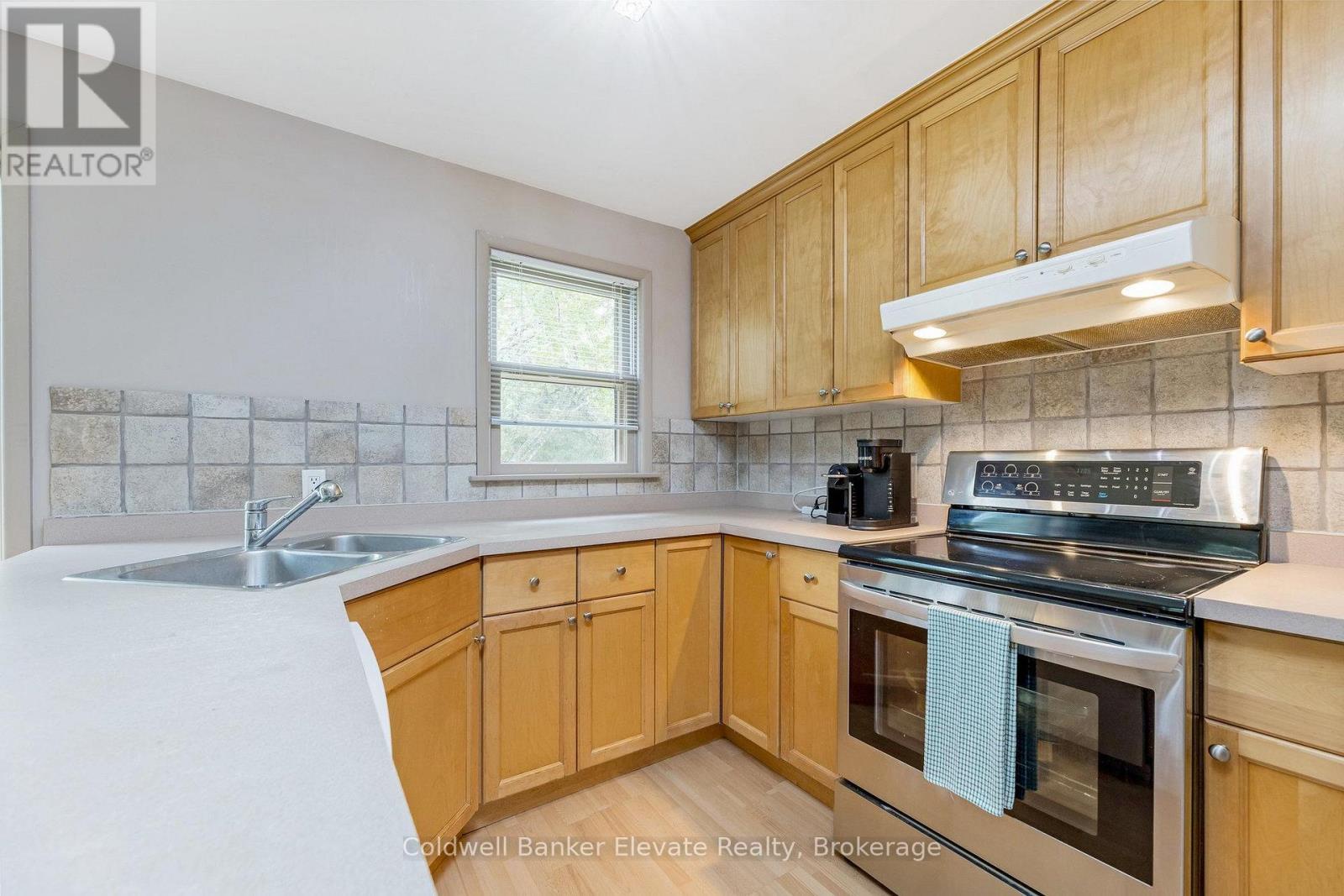 8 Ann Street, Halton Hills (georgetown), Ontario