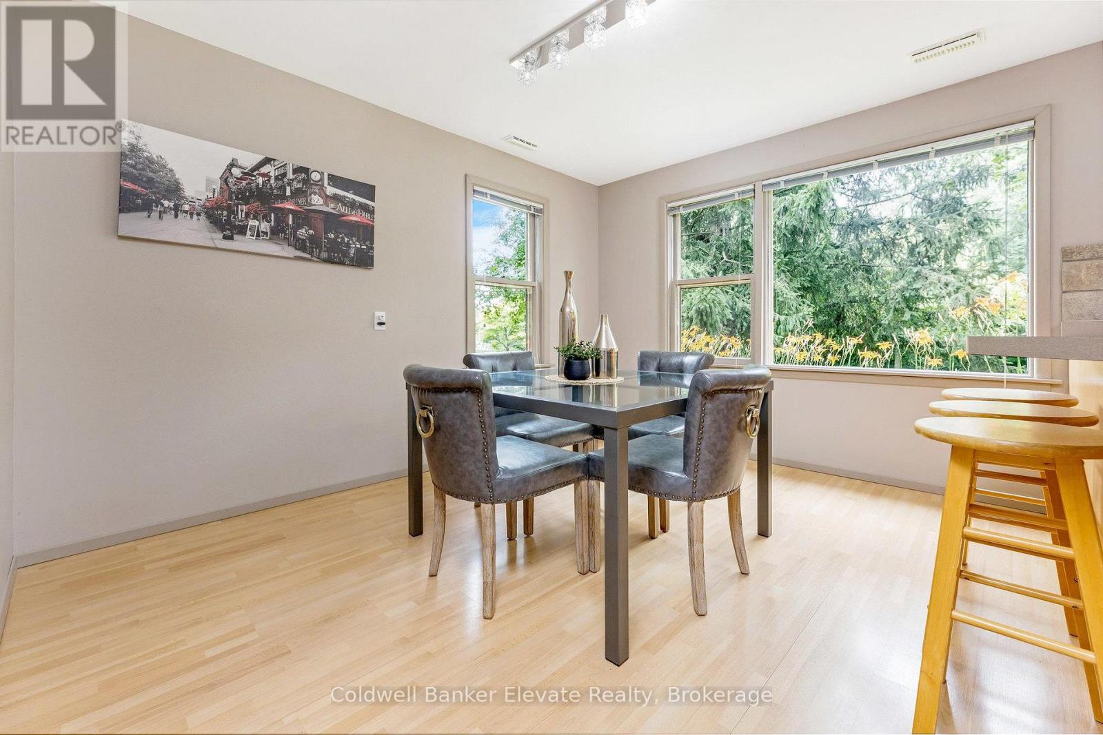 8 Ann Street, Halton Hills (georgetown), Ontario