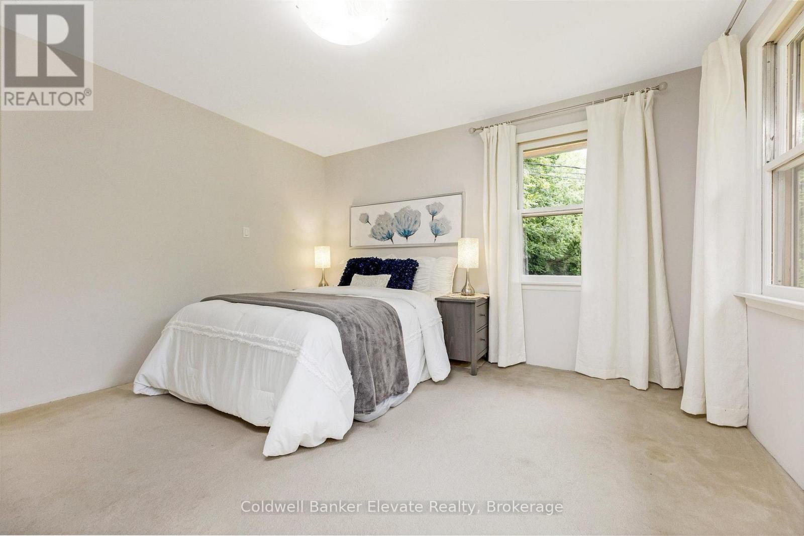 8 Ann Street, Halton Hills (georgetown), Ontario