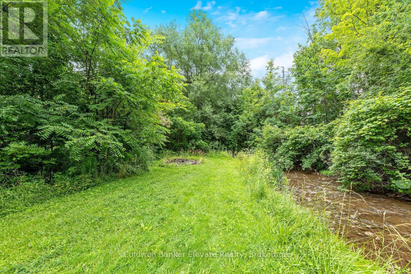 8 Ann Street, Halton Hills (georgetown), Ontario