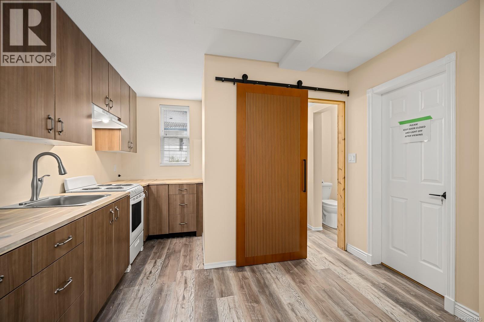 1418 Valley View Dr, Courtenay, British Columbia