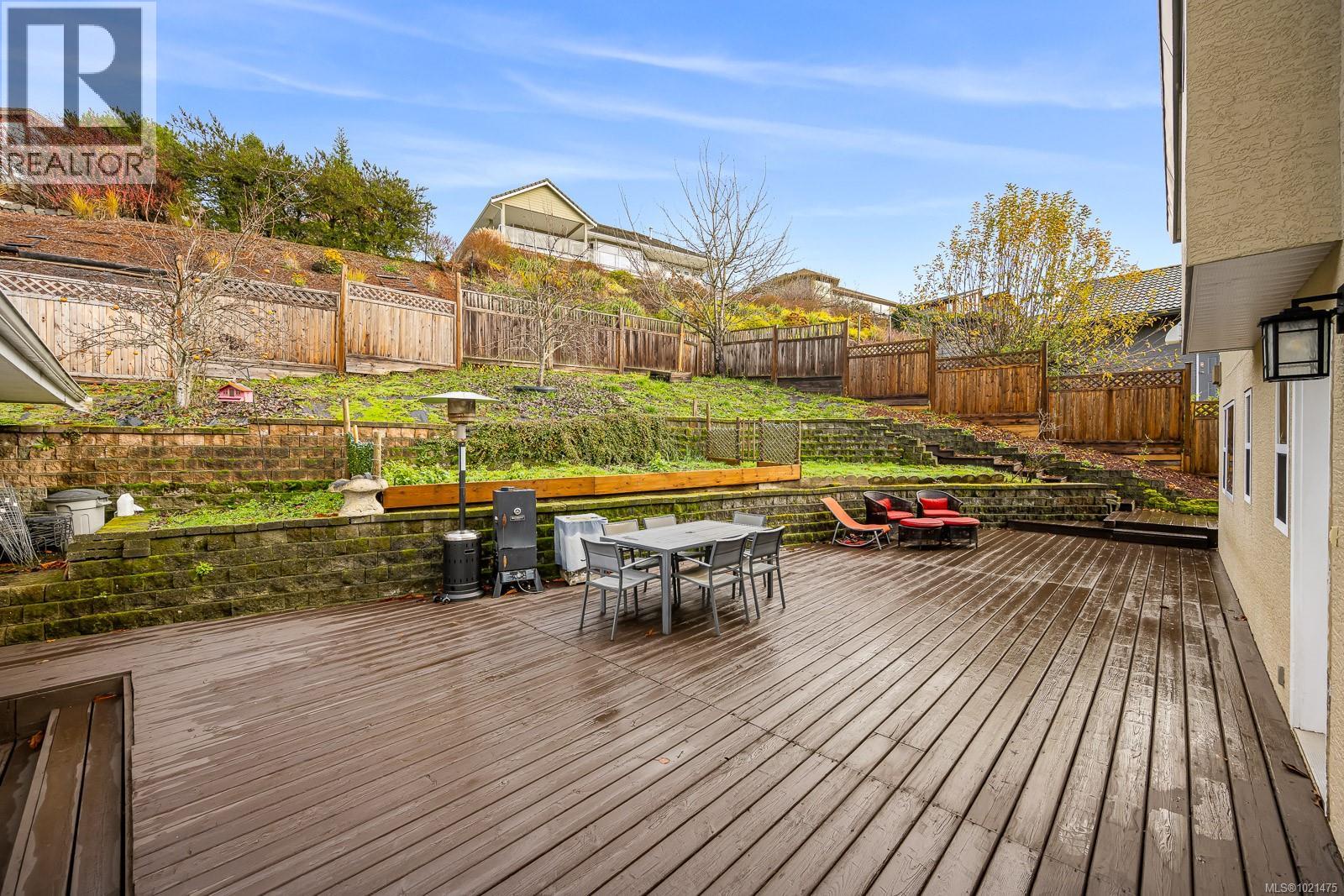 1418 Valley View Dr, Courtenay, British Columbia