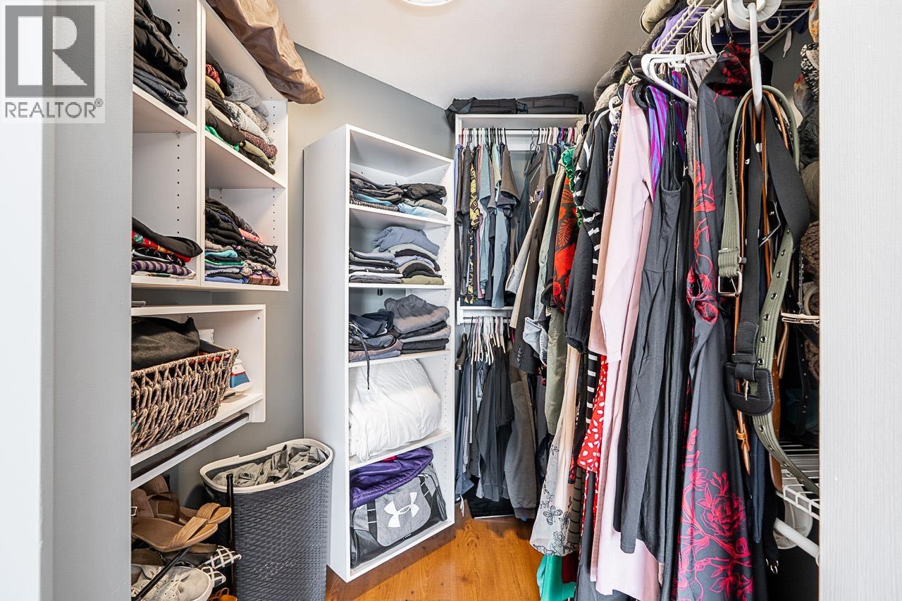 403 98 Tenth Street, New Westminster, British Columbia