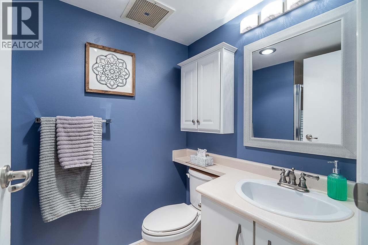 403 98 Tenth Street, New Westminster, British Columbia