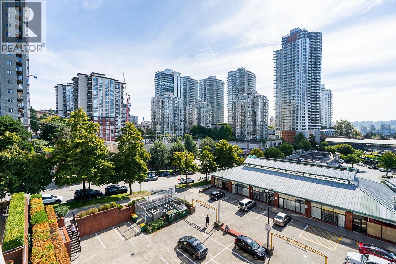 403 98 Tenth Street, New Westminster, British Columbia