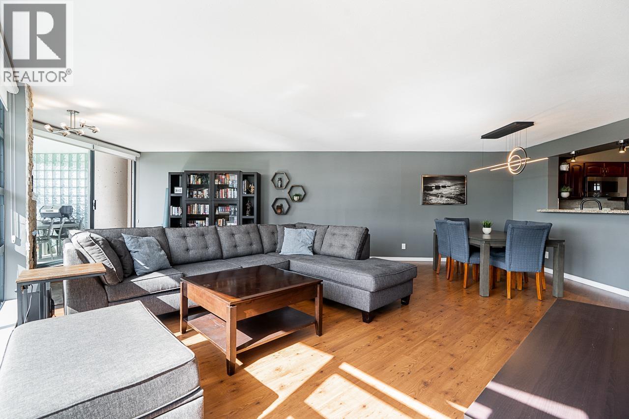 403 98 Tenth Street, New Westminster, British Columbia