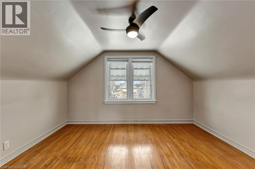 131 East 42nd Street, Hamilton, Ontario