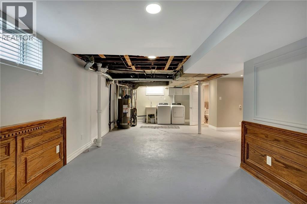 131 East 42nd Street, Hamilton, Ontario