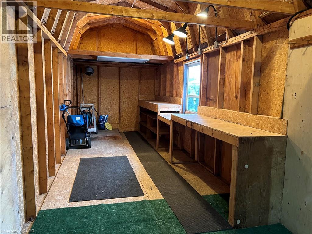 131 East 42nd Street, Hamilton, Ontario