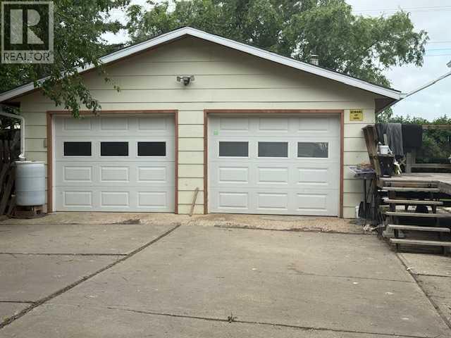 10 Main Street, Munson, Alberta