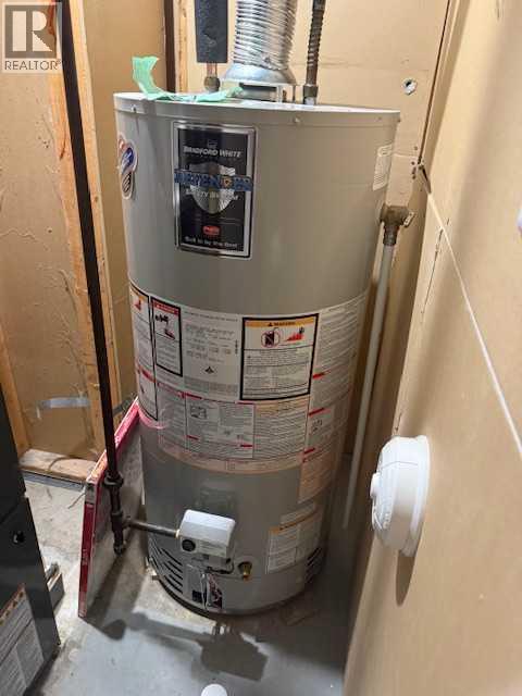 10 Main Street, Munson, Alberta