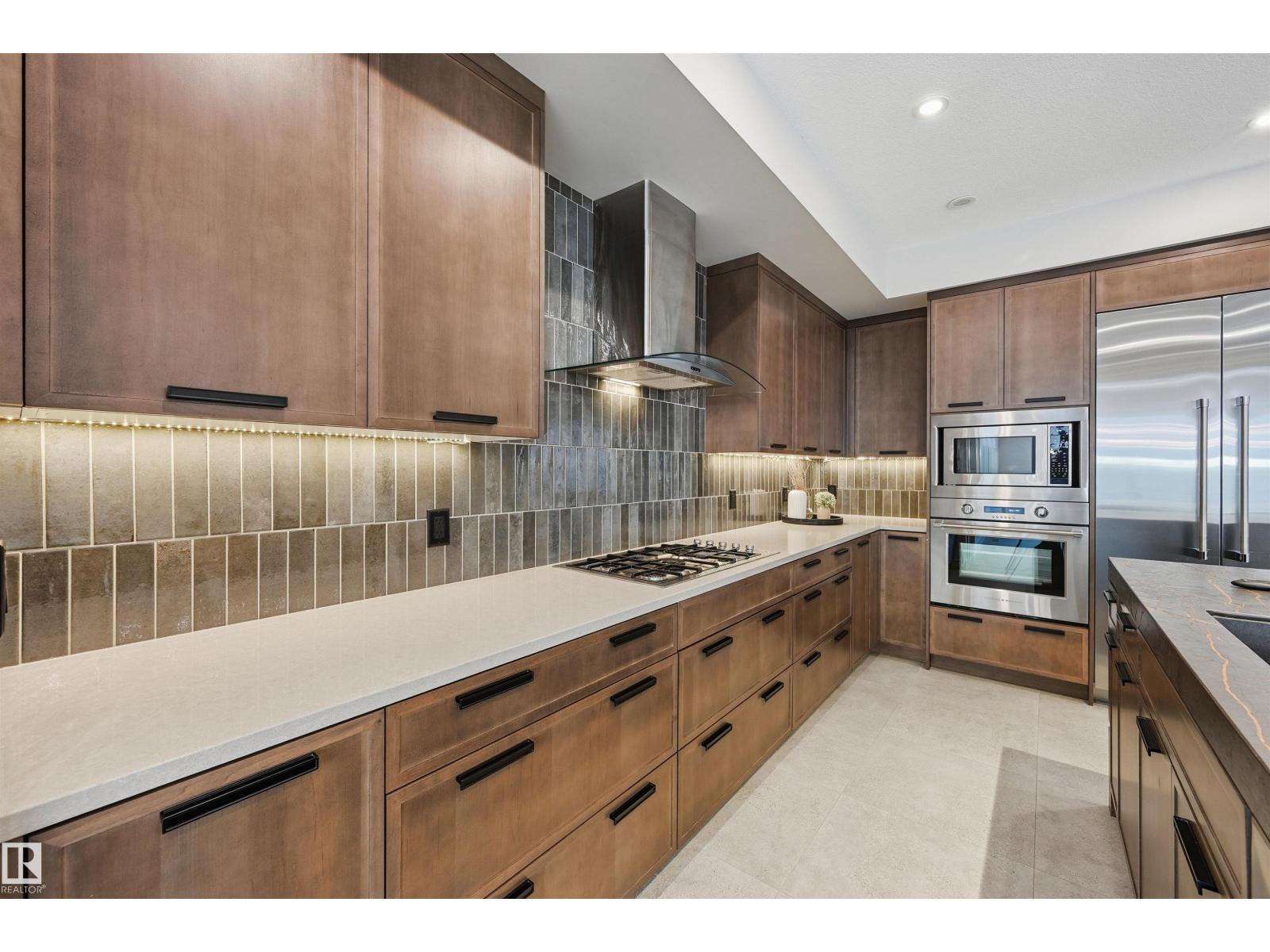 6038 Crawford Dr Sw, Edmonton, Alberta