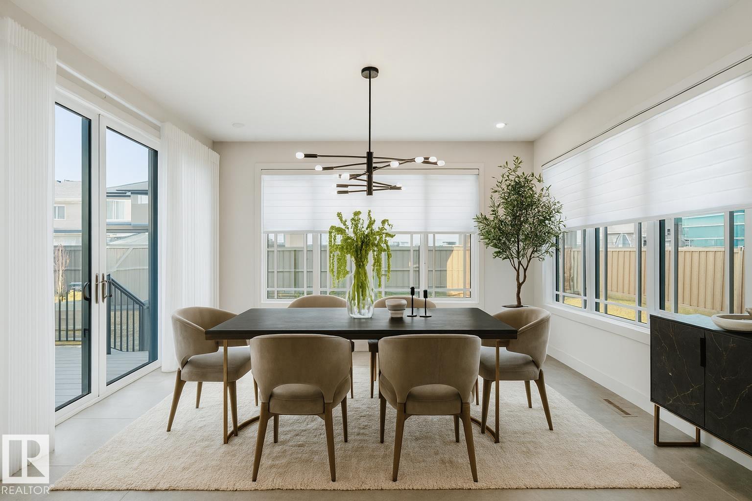 6038 Crawford Dr Sw, Edmonton, Alberta