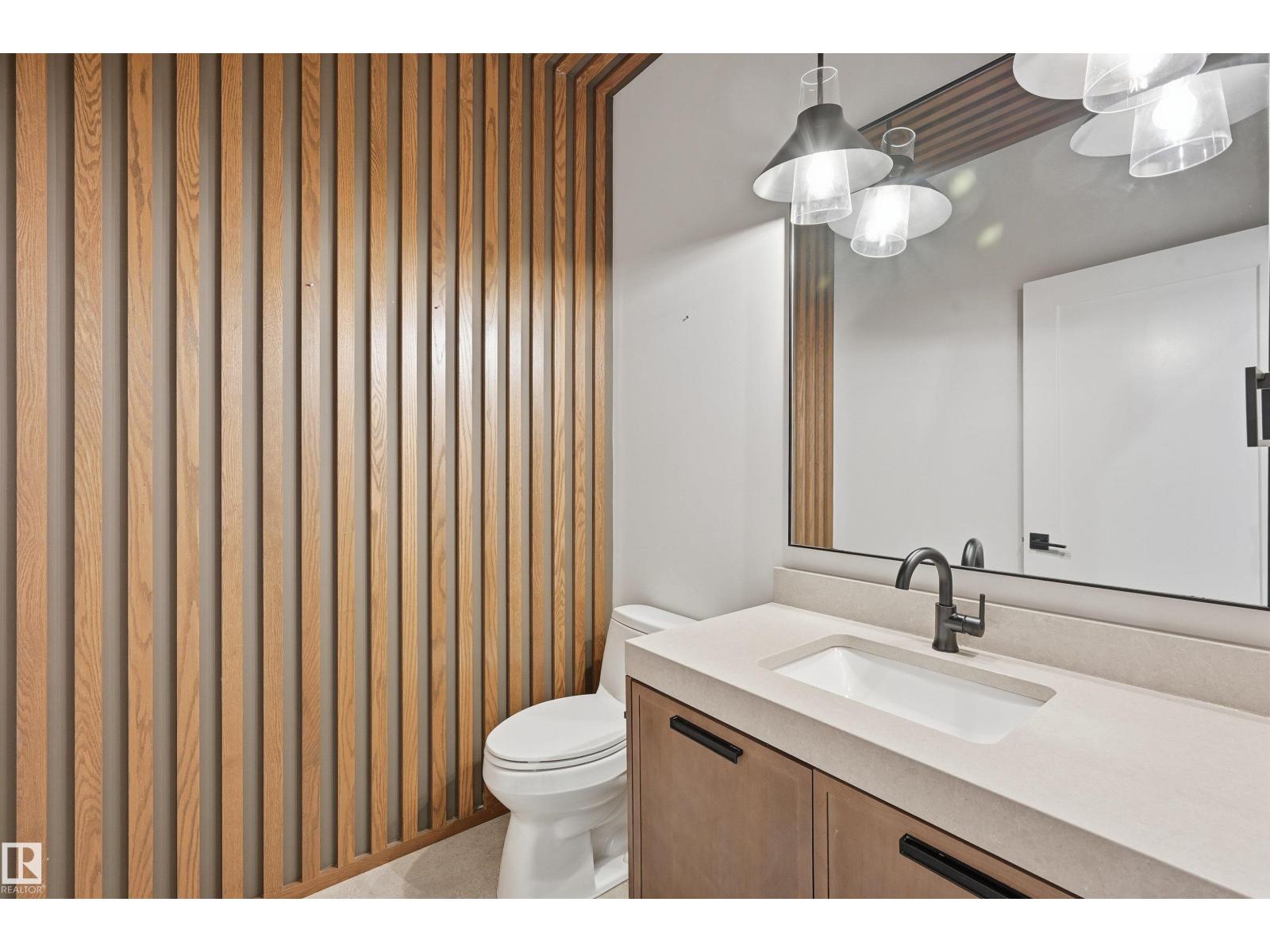 6038 Crawford Dr Sw, Edmonton, Alberta