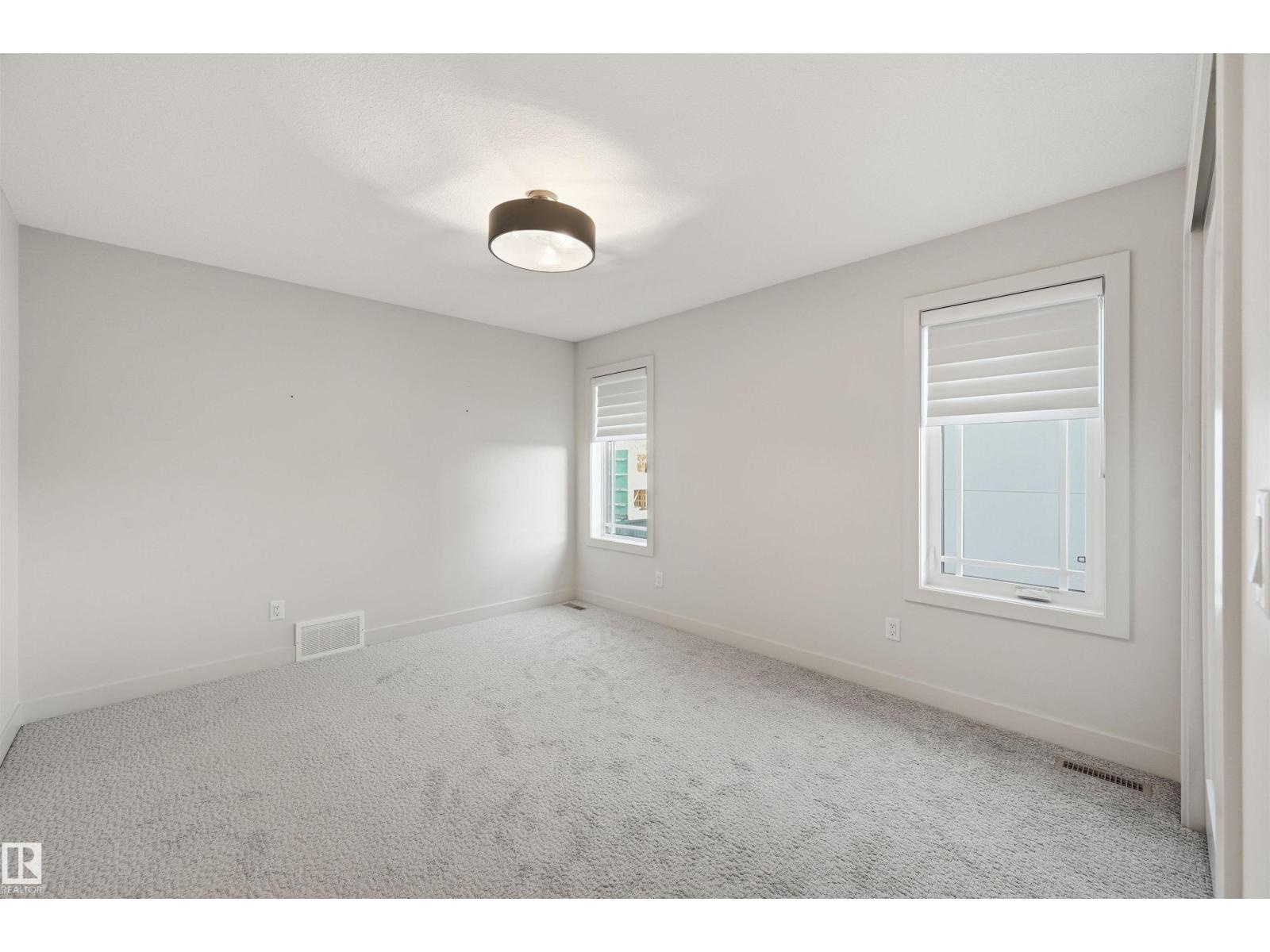 6038 Crawford Dr Sw, Edmonton, Alberta