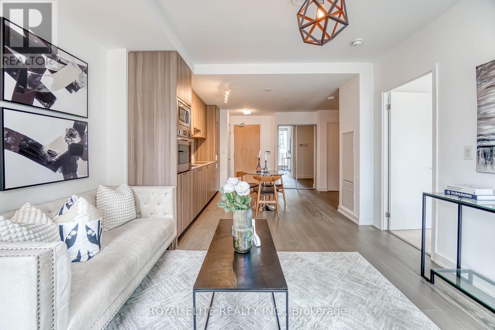 612 - 11 Wellesley Street W, Toronto (bay Street Corridor), Ontario