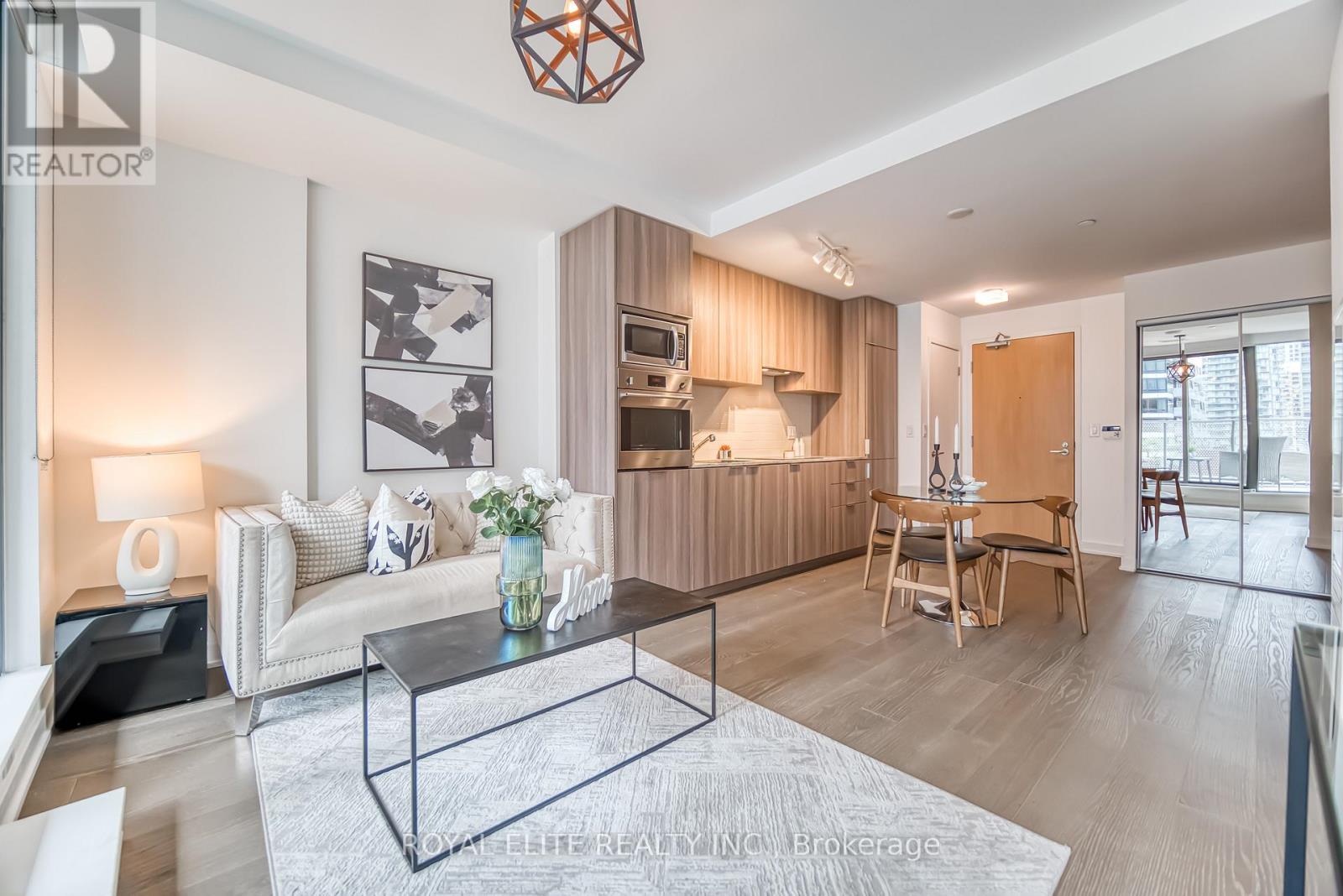 612 - 11 Wellesley Street W, Toronto (bay Street Corridor), Ontario