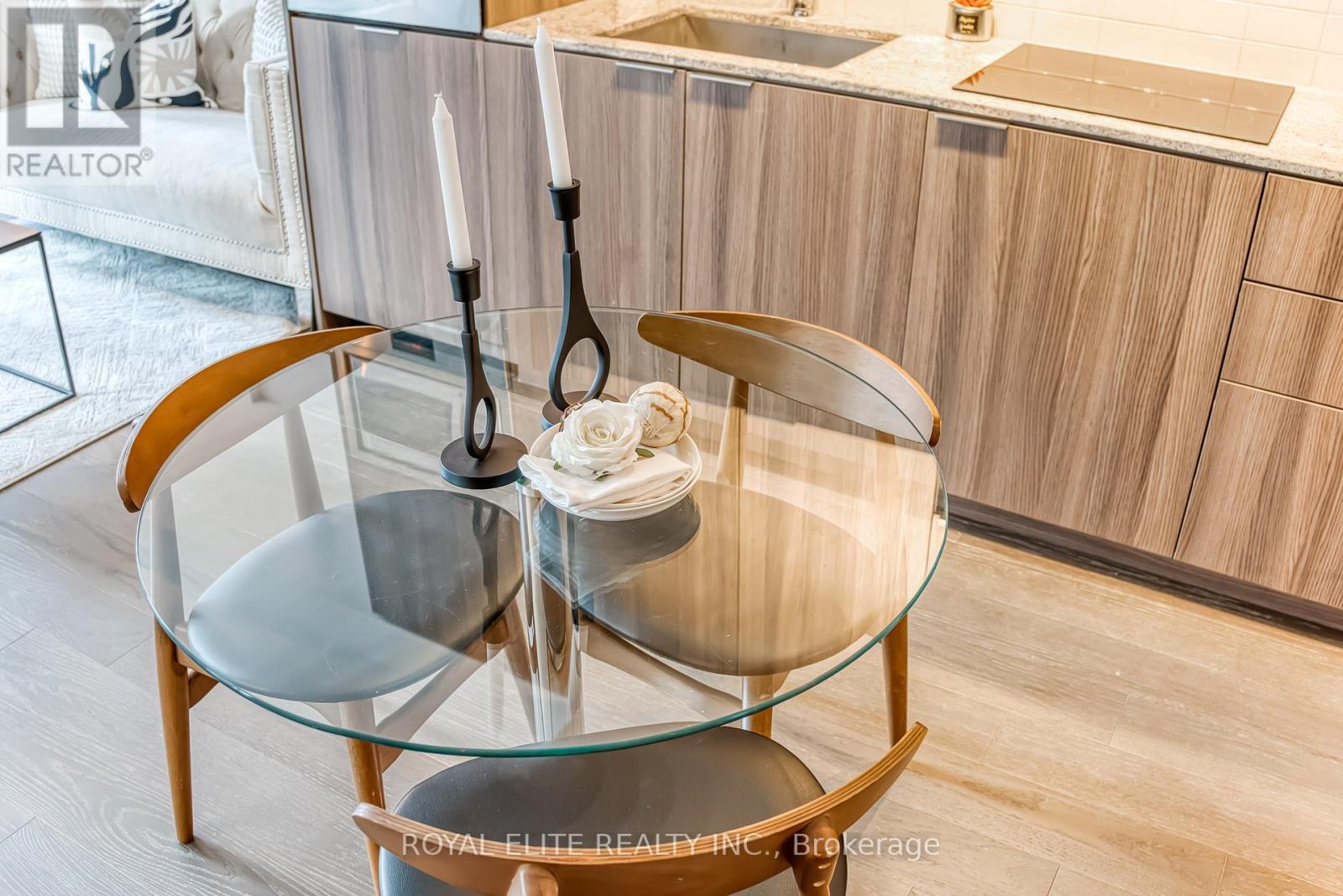 612 - 11 Wellesley Street W, Toronto (bay Street Corridor), Ontario