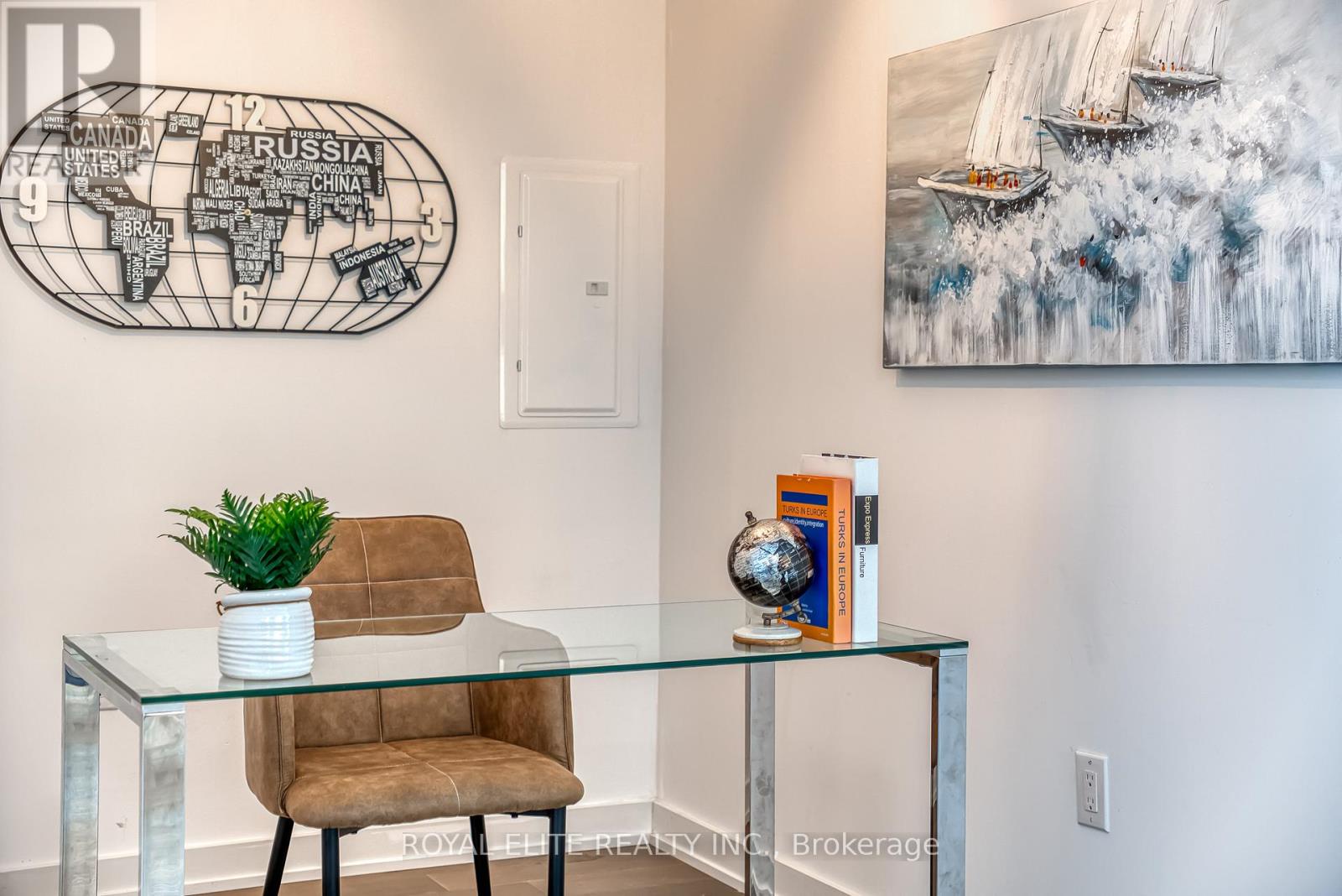 612 - 11 Wellesley Street W, Toronto (bay Street Corridor), Ontario