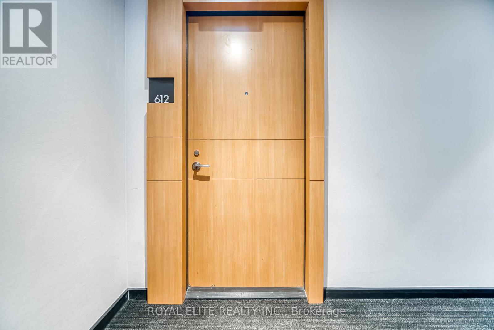 612 - 11 Wellesley Street W, Toronto (bay Street Corridor), Ontario