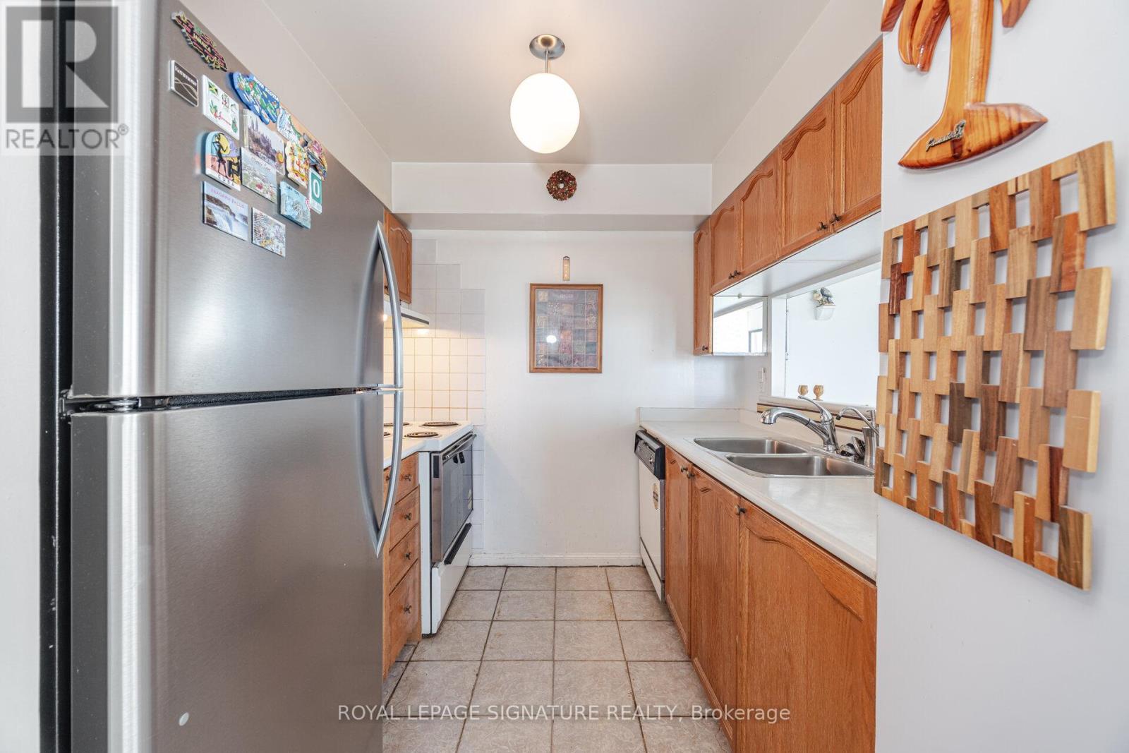 804 - 3 Hickory Tree Road, Toronto (weston), Ontario