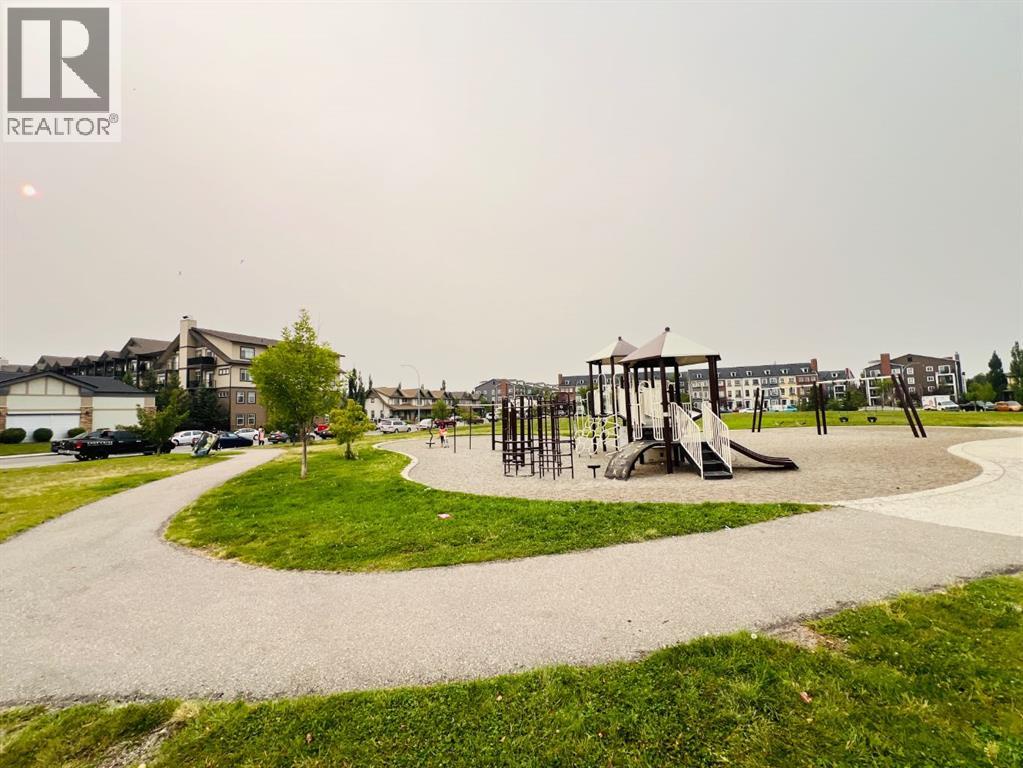 312, 117 Copperpond Common Se, Calgary, Alberta