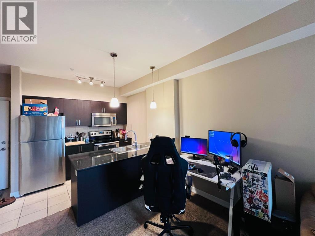 312, 117 Copperpond Common Se, Calgary, Alberta